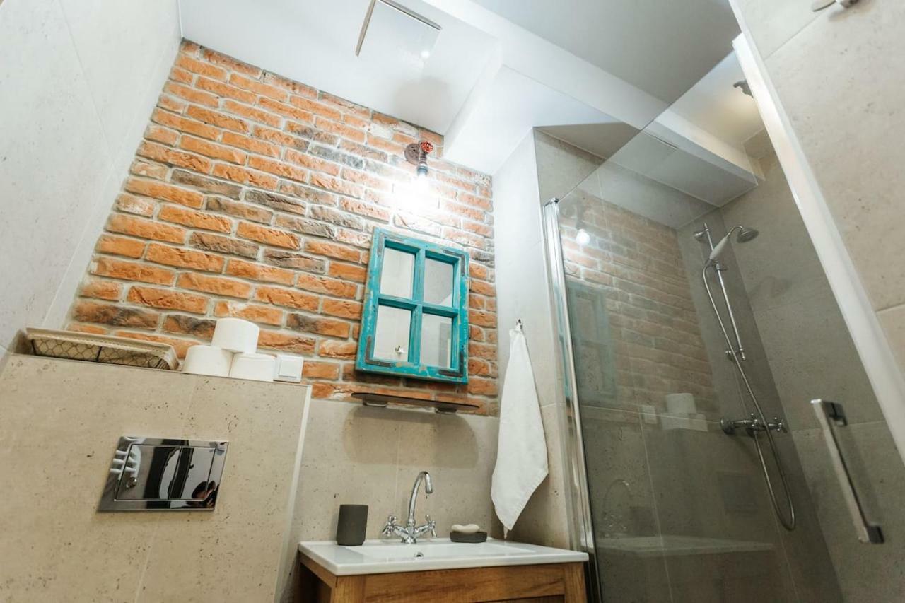 Singer Retro Studio In Kazimierz Kraków Exteriör bild